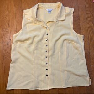 Christopher Banks Yellow Sleeveless Top shirt snap buttons vintage
